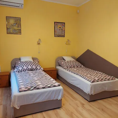 דירה Aranyapartman שיופוק